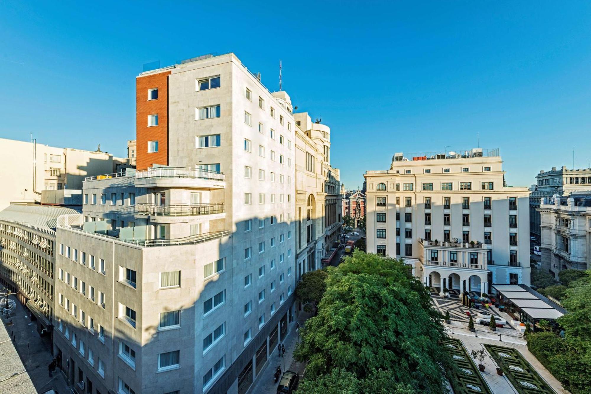 Nh Collection Madrid Suecia Hotel Ngoại thất bức ảnh Residential buildings in the neighborhood